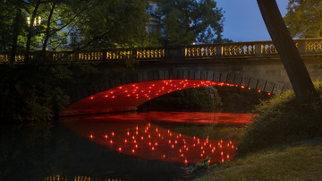 Evokation in Rot by Yvonne Goulbier (Photo: Jürgen Brinkmann)
