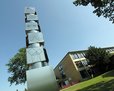 FH-Wolfenbüttel (Turm der Technik von Prof. Gerd Winner, Haupteingang FH Wolfenbüttel)